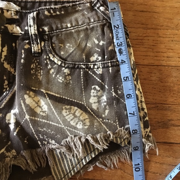 FP Shorts - Picture 6 of 6